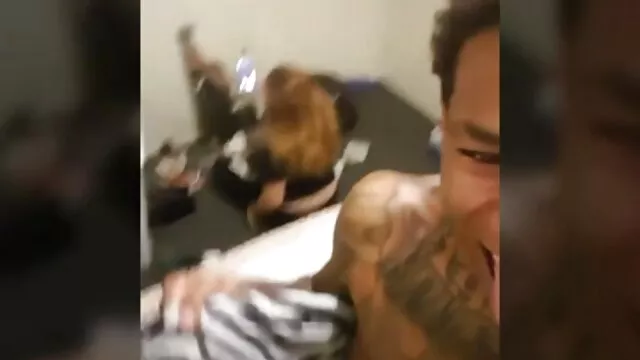 Chico folla a su novia videos coños humedos y corrida abundantemente en la cara