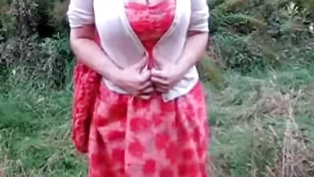 pelirroja adolescentes clítoris se bombea coños cojiendo