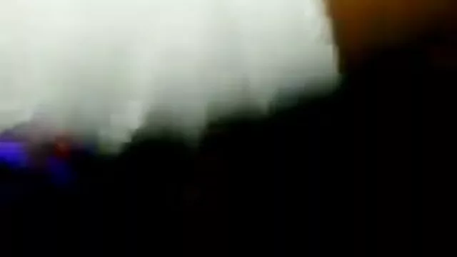 Pequeña adolescente flexible en el gimnasio super coños xxx