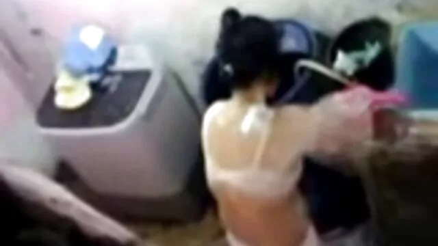 Hermosas coños jovenes depilados morenas Daphne y Bety de Sapphic Erotica