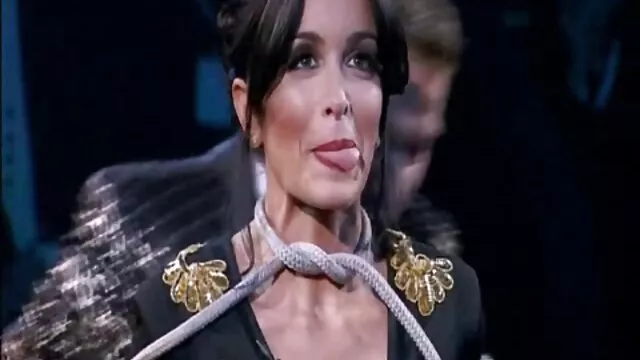 Hermosas milfs jugar lez coños gigantescos games