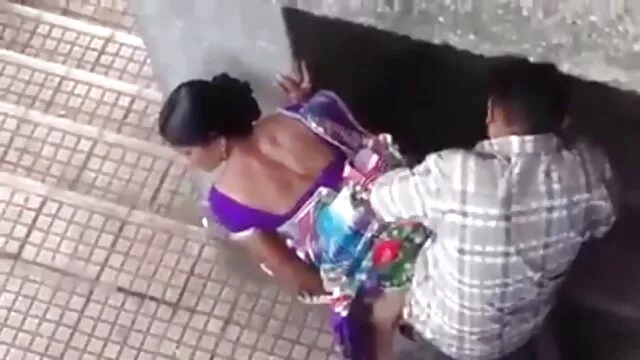 Hermosa nena tatuada hace una mamada chochos videos gratis caliente en pov