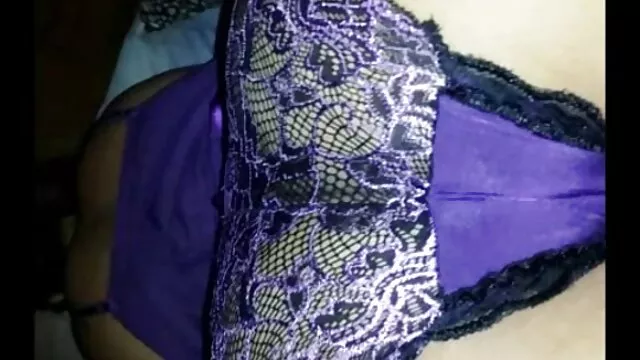 Nena adorada por los xxx coños marcados pies golpeada duro
