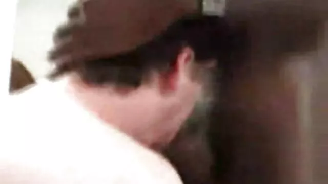 Hermana alemana lo seduce videos x peludos para follar su primera vez después de la fiesta