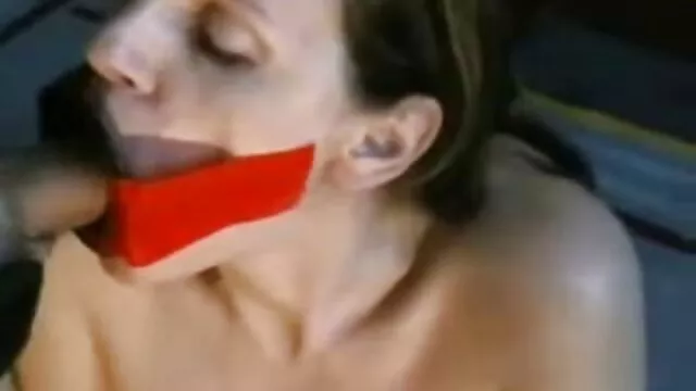 Chica tetona es follada en la super coños xxx piscina