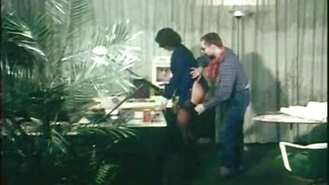 Geile Mutti pisst im Auto videos caseros de coños peludos